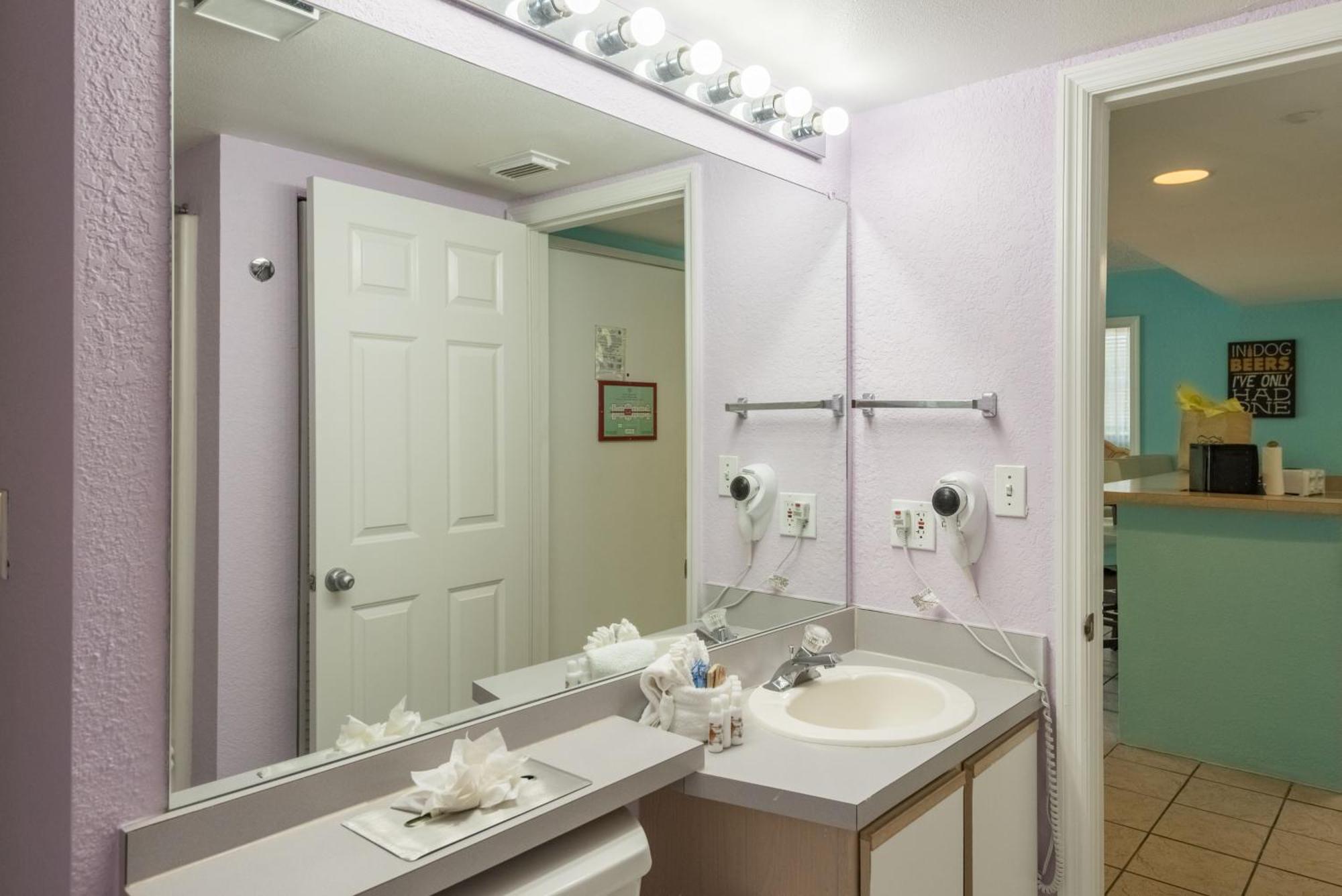 Sunrise Suites Jamaica Suite #102 Key West Bilik gambar
