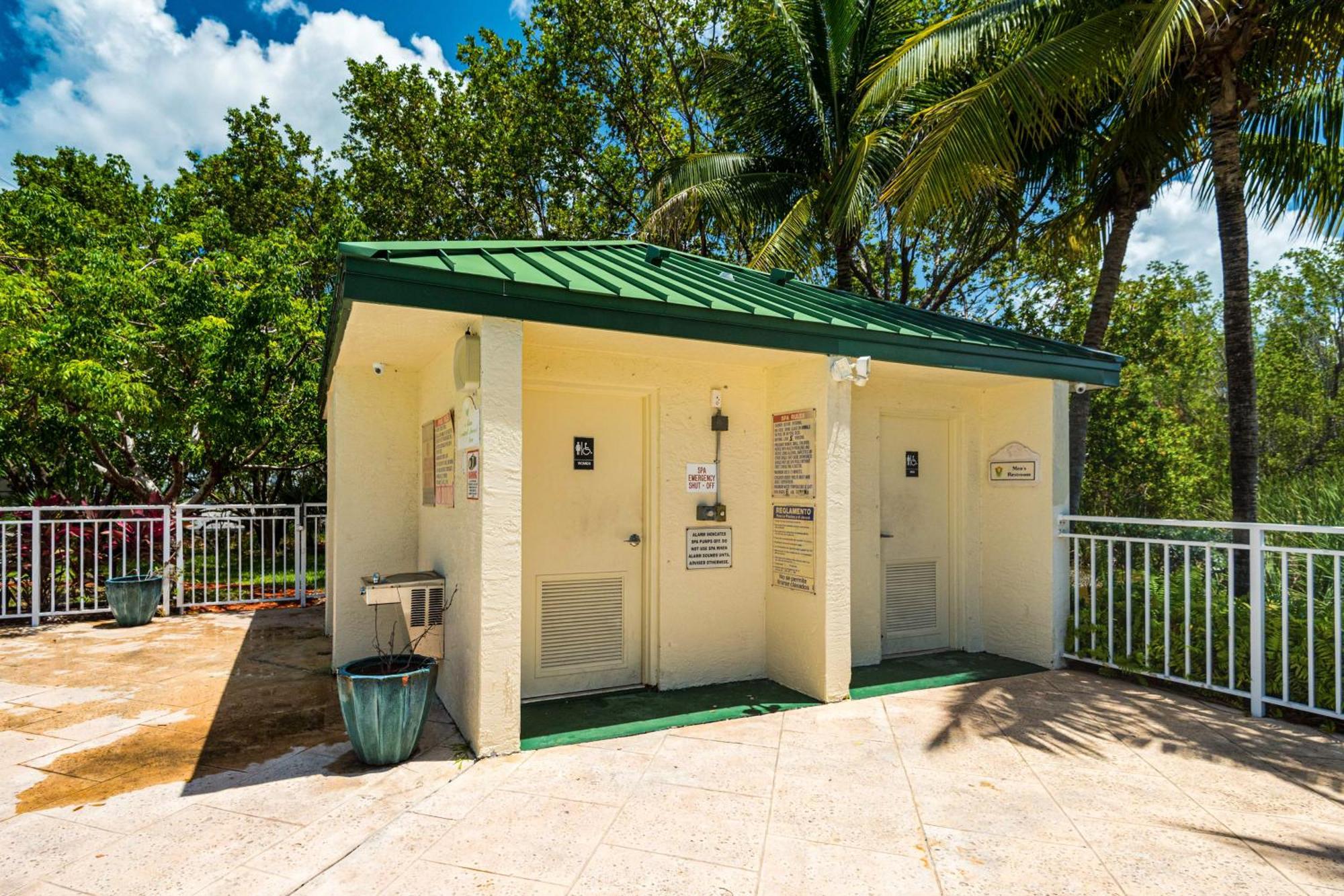Sunrise Suites Jamaica Suite #102 Key West Bilik gambar